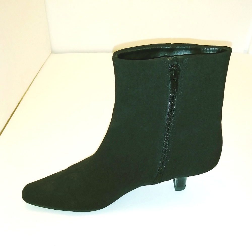 Dim the Lights Fabric upper Booties size 7M